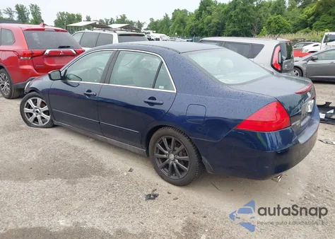 2007 Honda Accord 3.0 Se from USA, damaged, VIN 1HGCM66457A062918